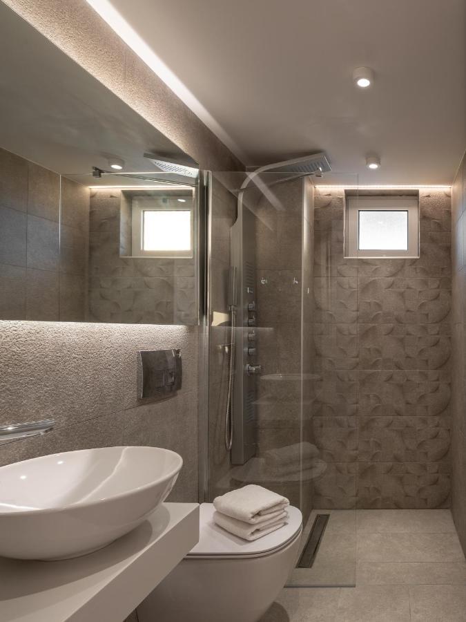 Unique Seaside Apartment Rethymno  ภายนอก รูปภาพ